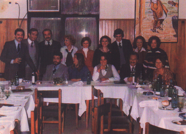 Trabajamos juntos, nos quisimos y la pasamos bien . . .
Hace algunos años.